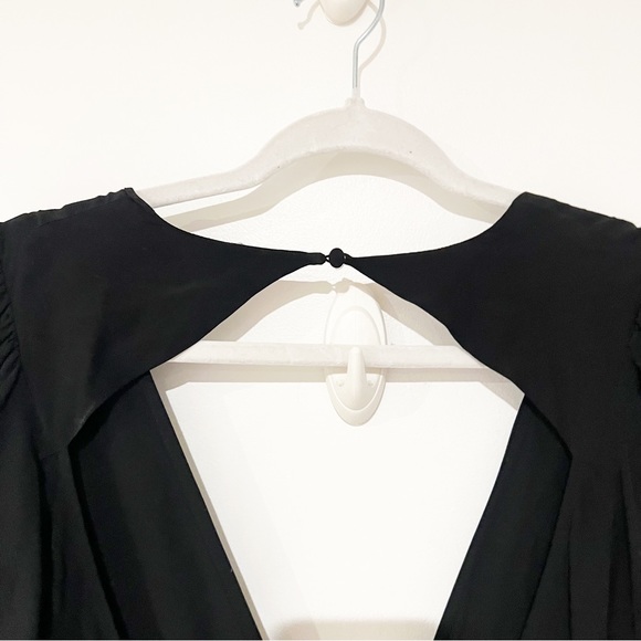 For Love & Lemons Georgi Open Back Tie Sleeve Low V Front Jumpsuit Black Small - Picture 10 of 13